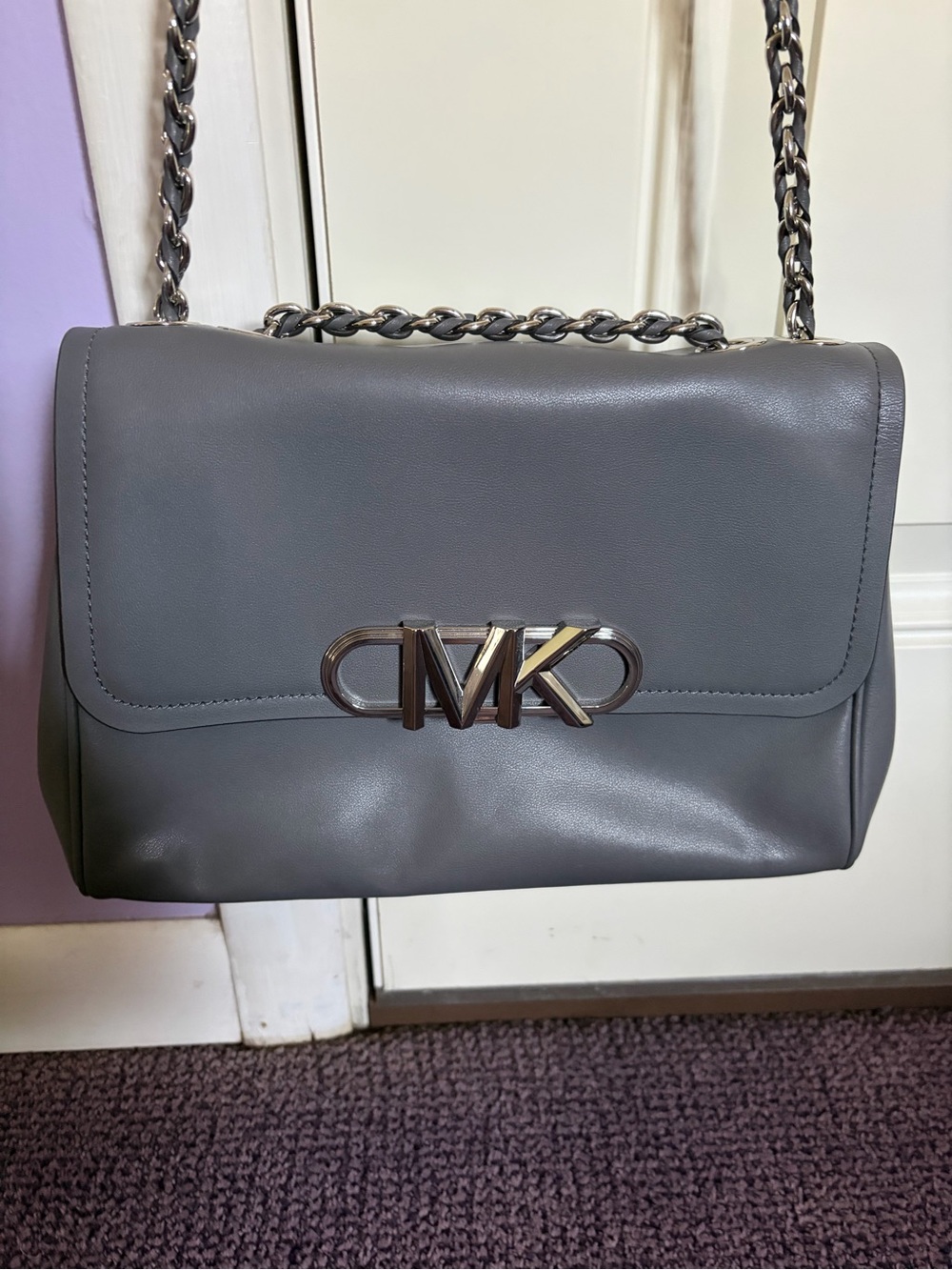 Michael Kors Parker Extra-Large Gray Leather Shoulder Bag with Chain Strap